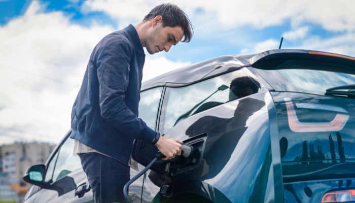 como funciona la carga de un coche electrico